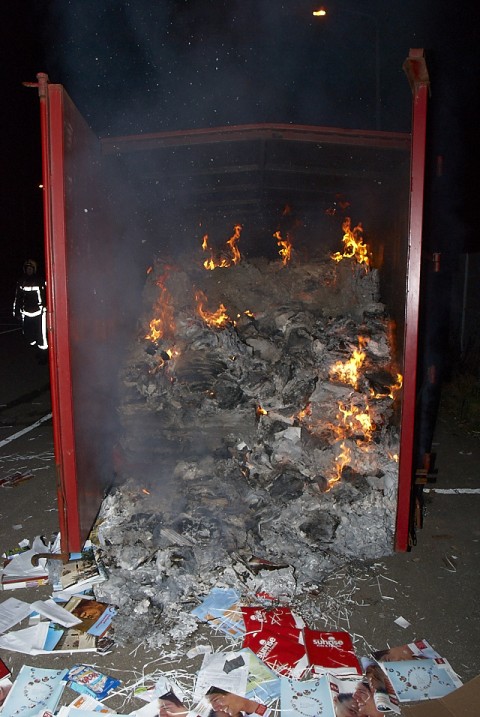 2012/14/GB 20120115 001 Containerbrand Lindberghstraat.jpg